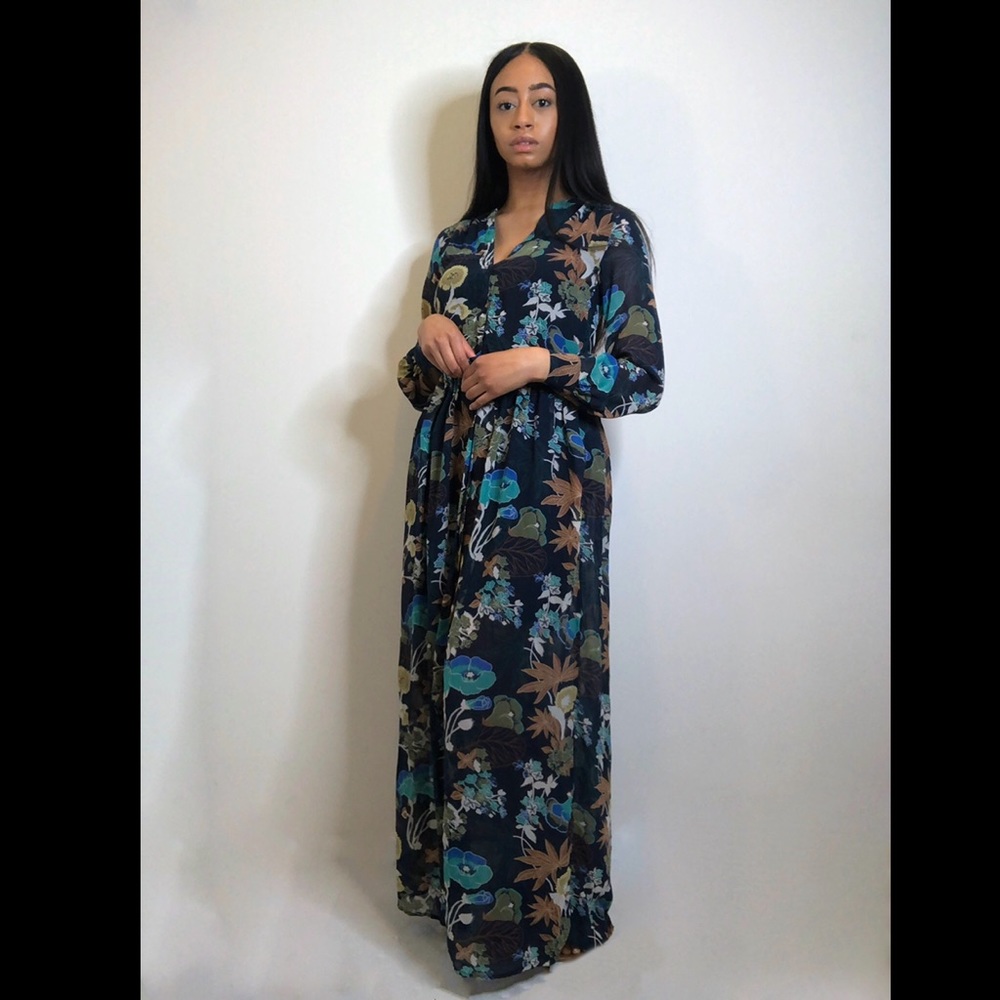 Printed Maxi Dress - Picture 3 of 3